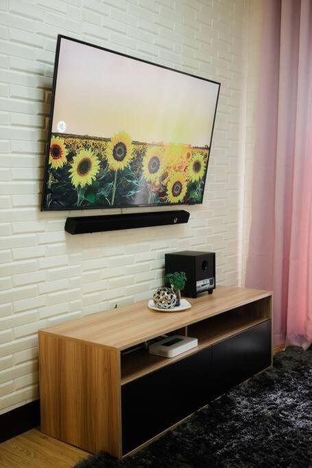 Ar05 Eva'S Brand New 1Br Arezzo Place Apartment Davao Luaran gambar